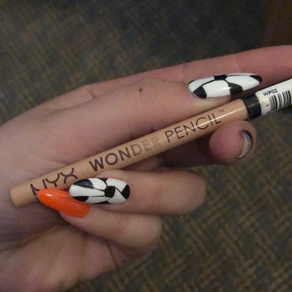 NYX Wonder Pencil
